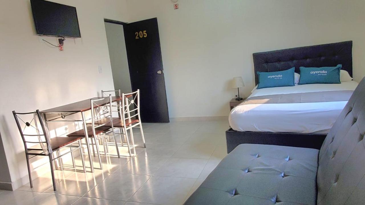 Hotel Hm Caribe ซันตามาร์ตา ภายนอก รูปภาพ