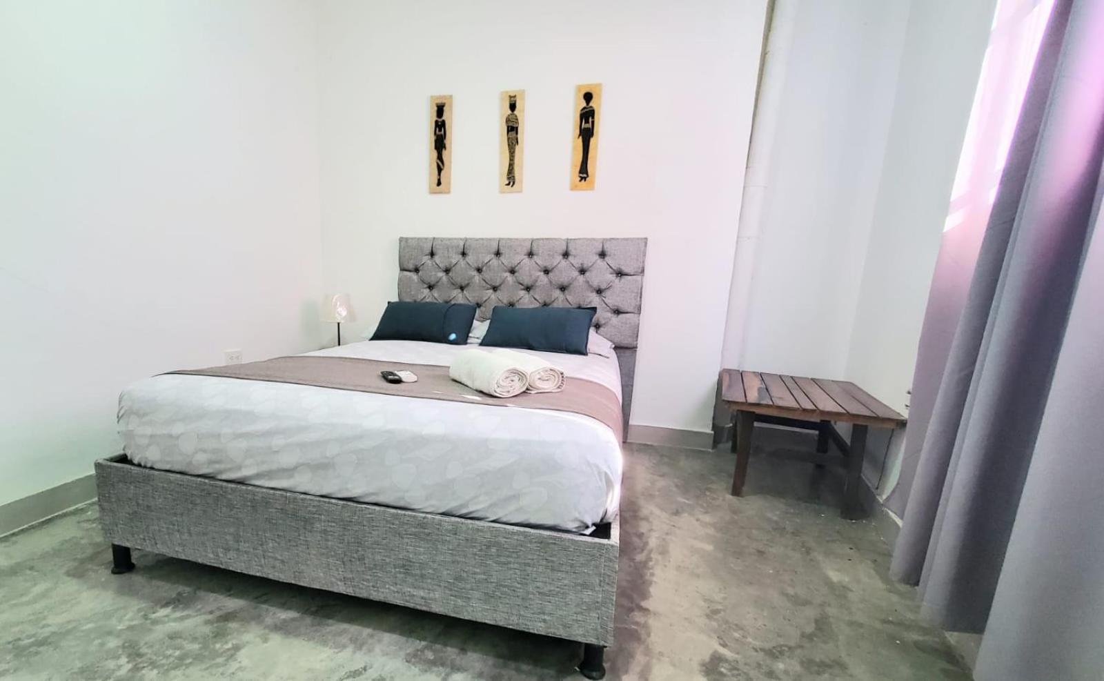 Hotel Hm Caribe ซันตามาร์ตา ภายนอก รูปภาพ