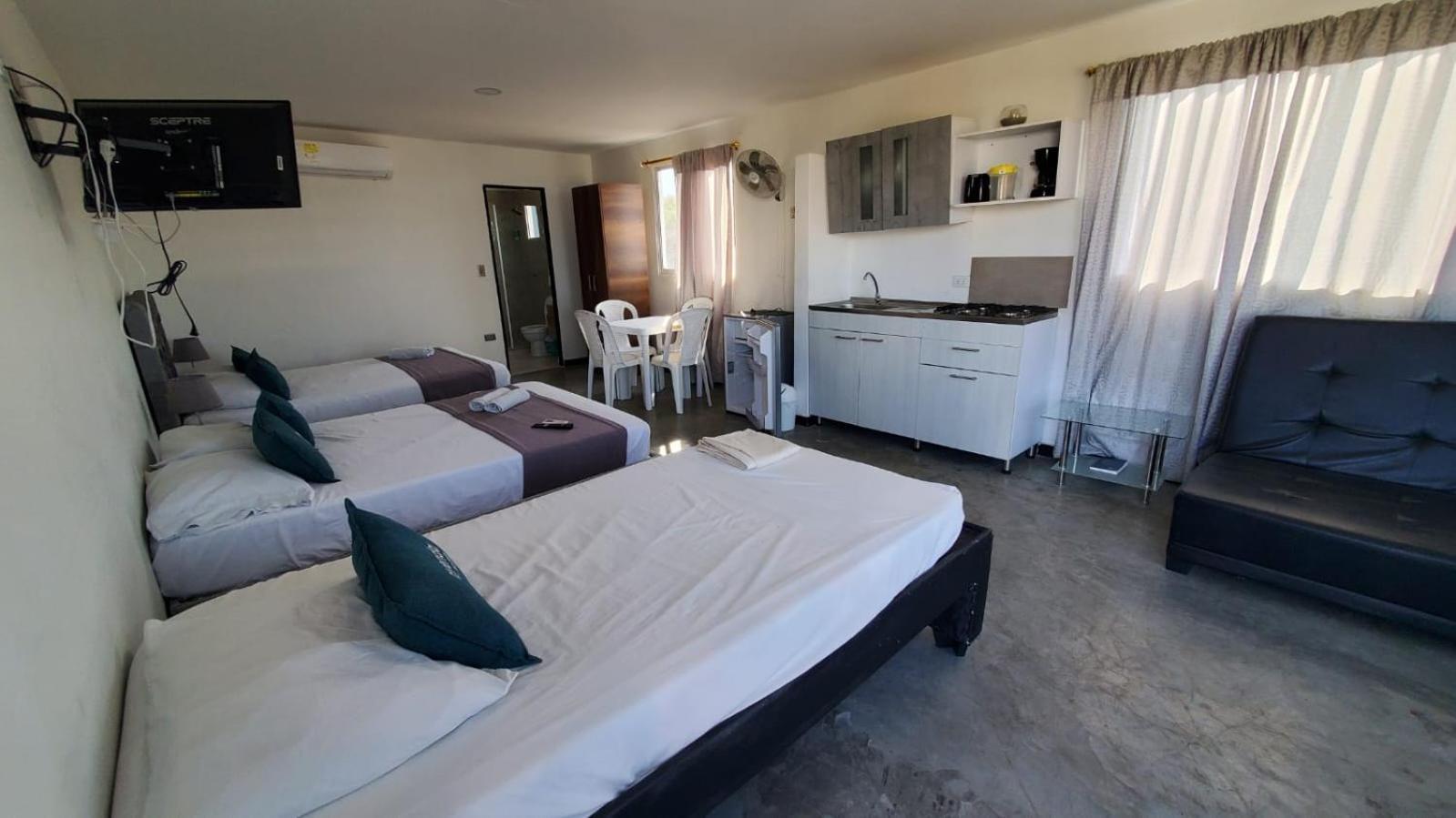 Hotel Hm Caribe ซันตามาร์ตา ภายนอก รูปภาพ
